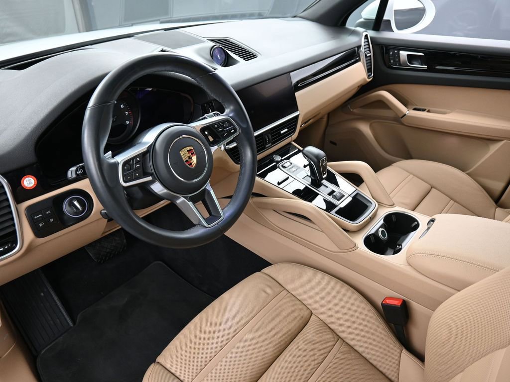 Certified 2023 Porsche Cayenne image 4