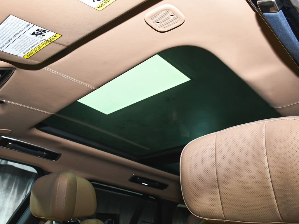 Used 2024 Land Rover Range Rover Autobiography image 57