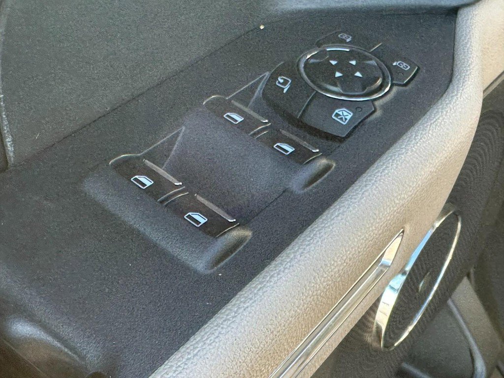 Used 2024 Ford Expedition Limited image 19