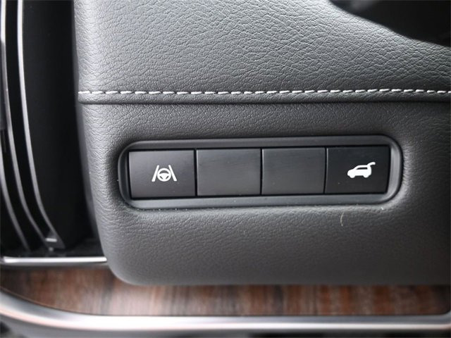 Used 2025 Nissan Armada SL w/ Captain's Chari Seat Package image 14