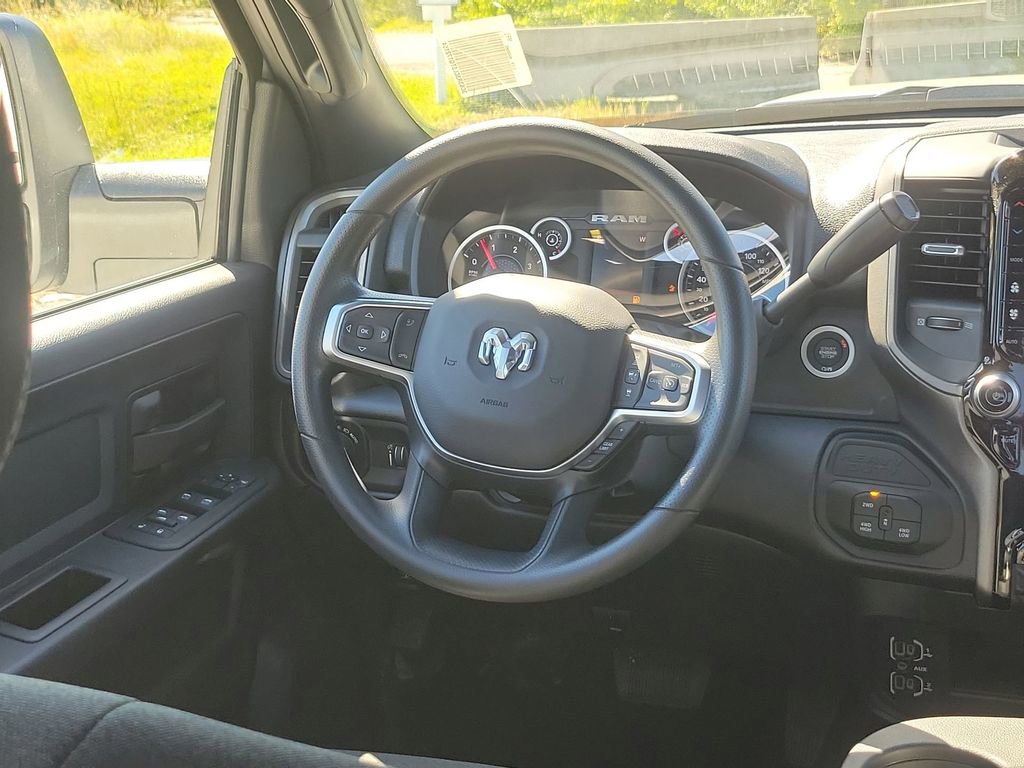 New 2026 RAM 3500 Tradesman image 25