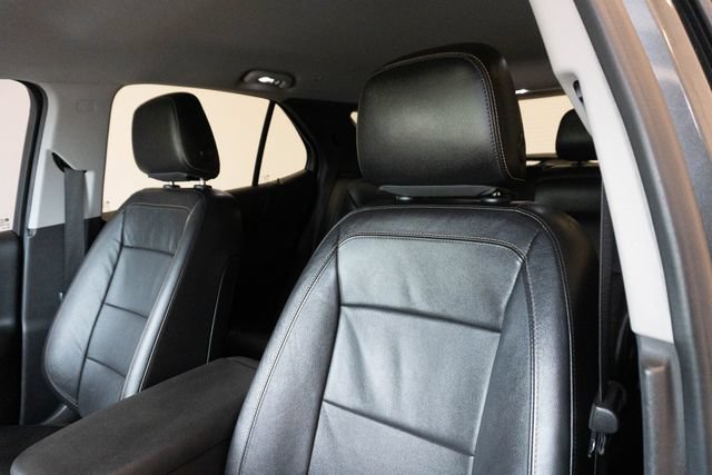 Used 2020 Chevrolet Equinox LT w/ Sport Edition FWD image 19