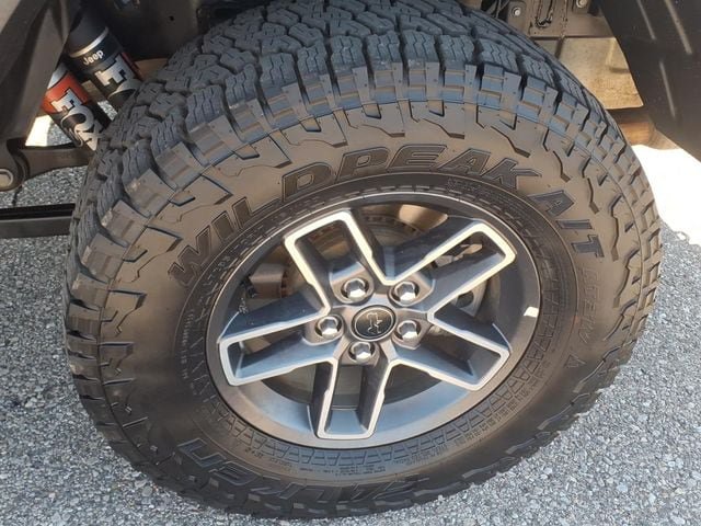 Used 2026 Jeep Gladiator Mojave AWD/4WD image 15