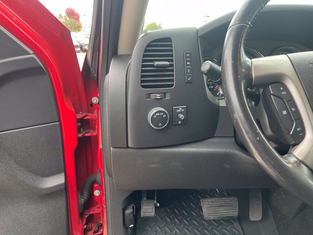 Used 2013 Chevrolet Silverado 1500 LT w/ All-Star Edition AWD/4WD image 22