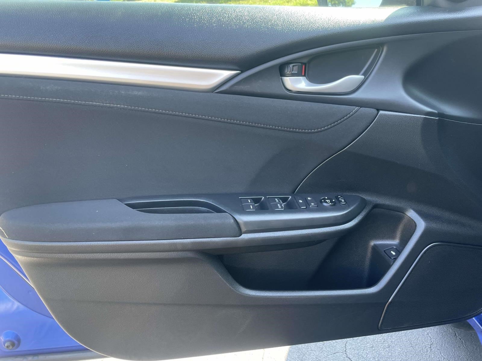 Used 2017 Honda Civic EX-T image 15