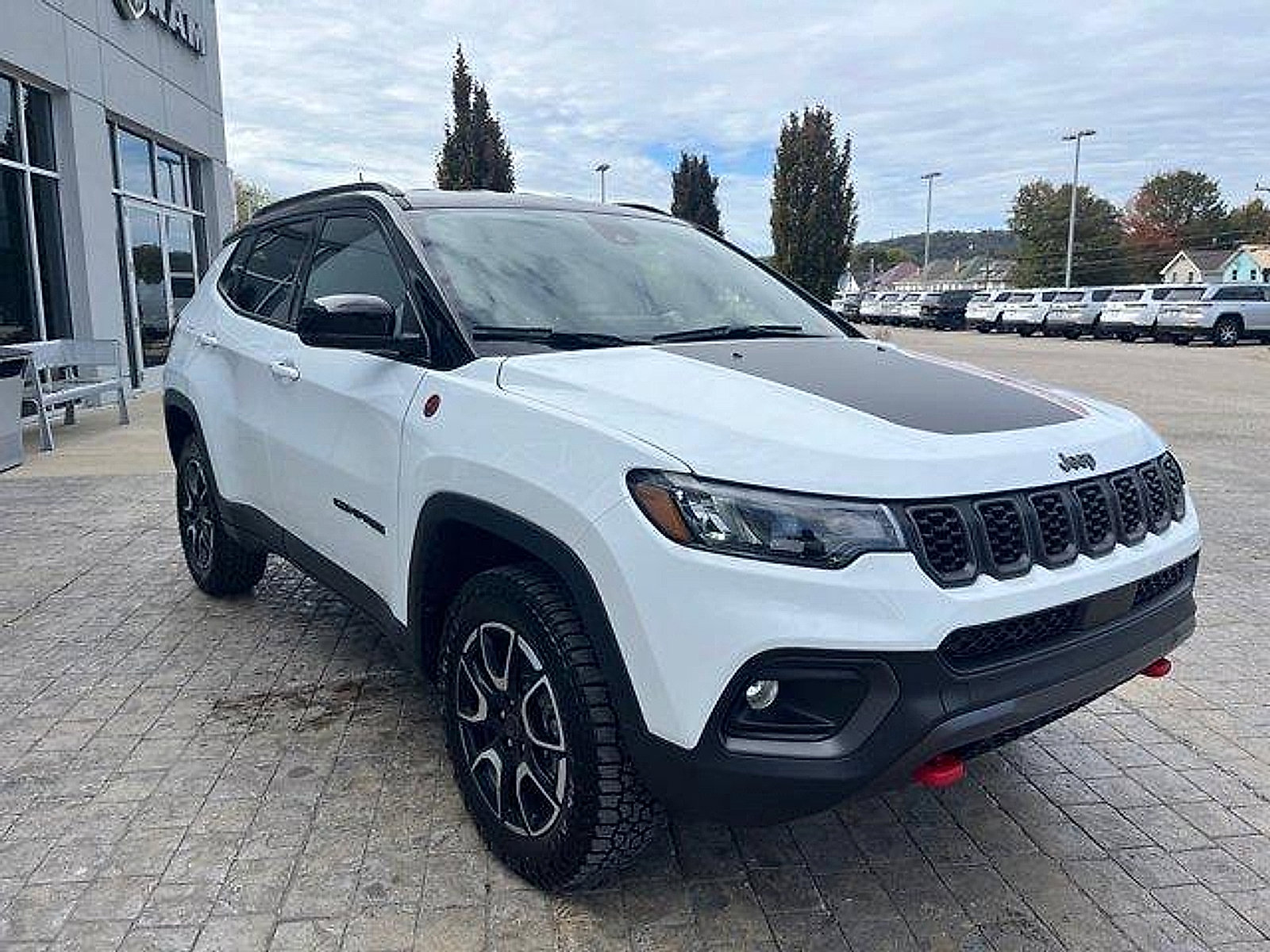 New 2026 Jeep Compass Trailhawk image 3