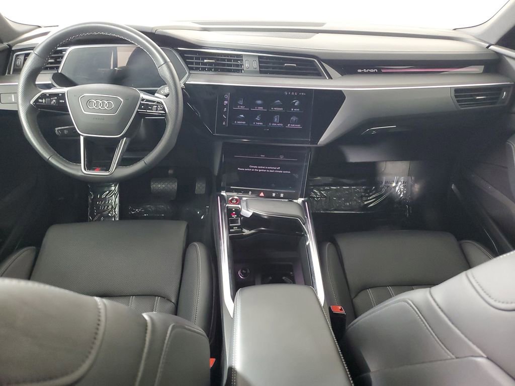 Used 2023 Audi e-tron S Premium Plus w/ Black Optic Package AWD/4WD image 14