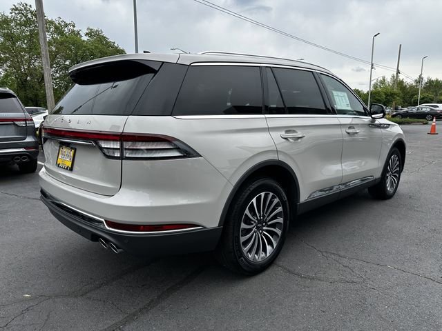 Certified 2023 Lincoln Aviator AWD w/ Premium Package image 5