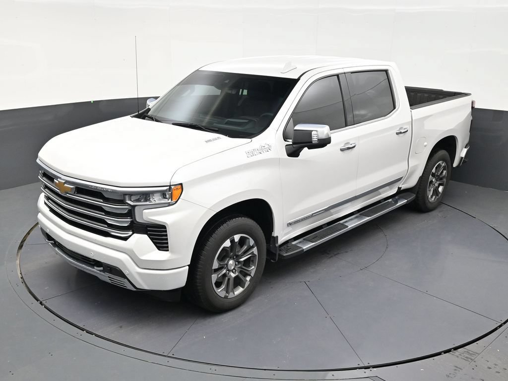 Used 2024 Chevrolet Silverado 1500 High Country w/ Technology Package RWD image 12