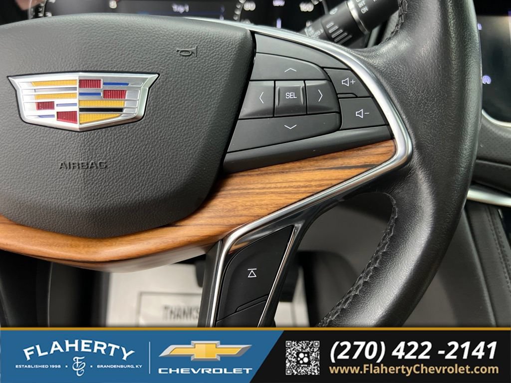 Used 2020 Cadillac XT5 Premium Luxury w/ LPO, Floor Liner Package AWD/4WD image 28