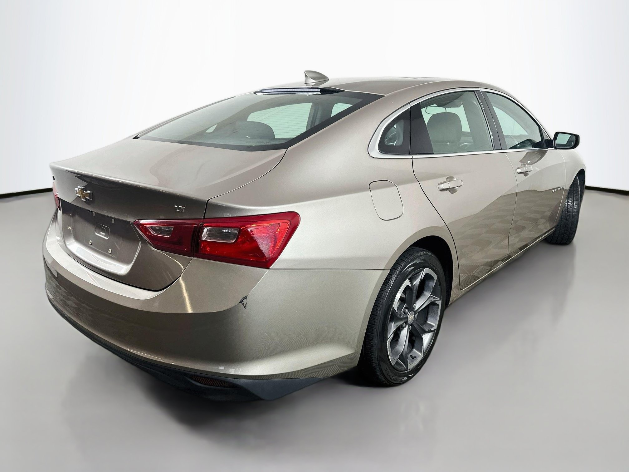 Used 2023 Chevrolet Malibu LT FWD image 7