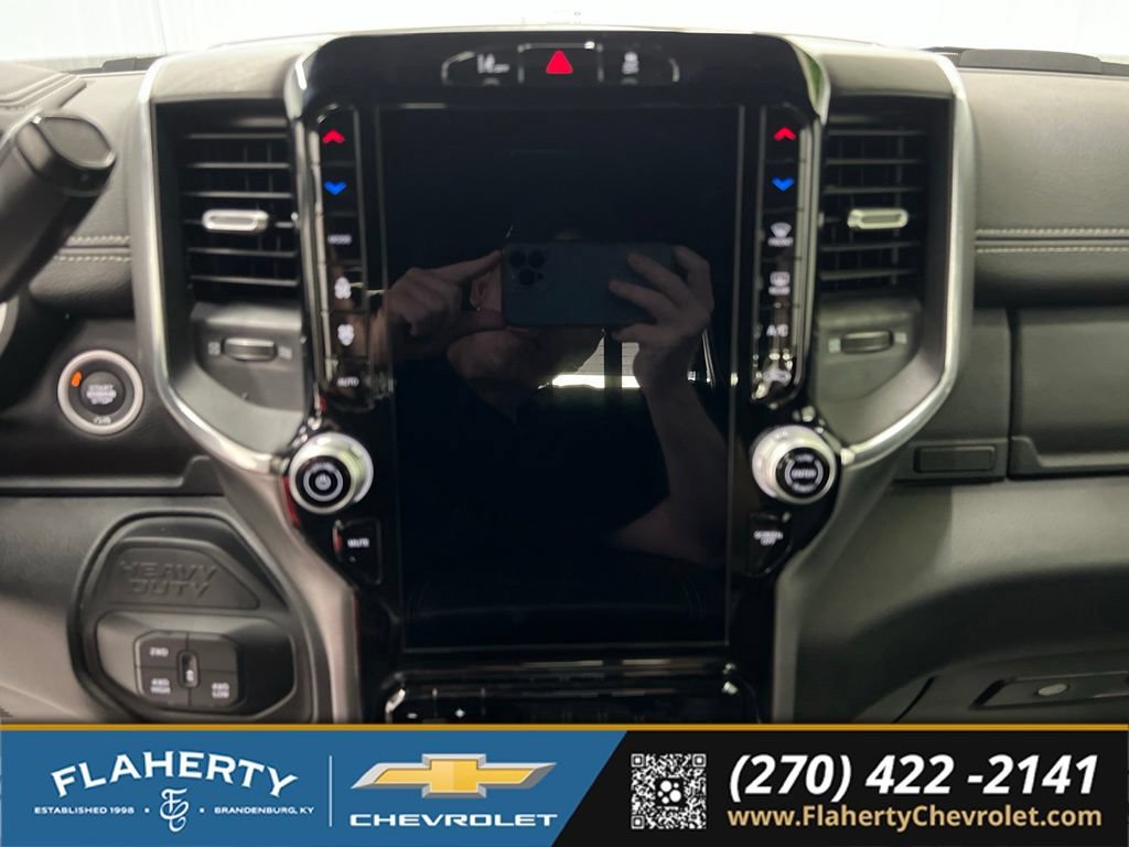 Used 2025 RAM 3500 Laramie w/ Max Tow Package AWD/4WD image 30