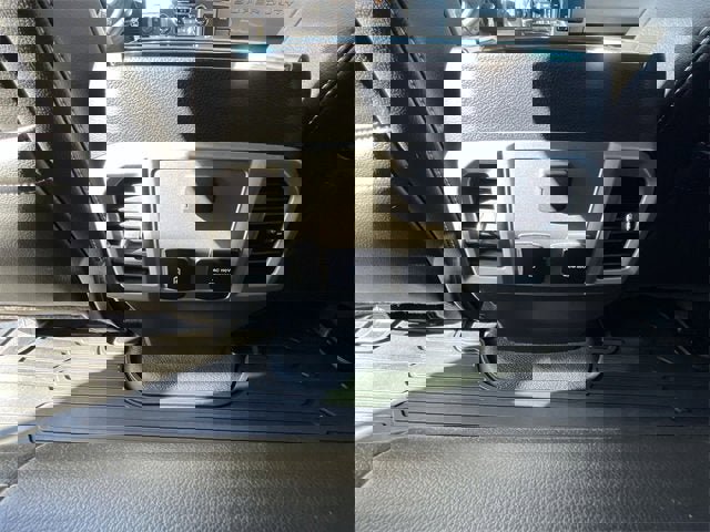 Used 2021 Ford F350 Lariat w/ Chrome Package image 21