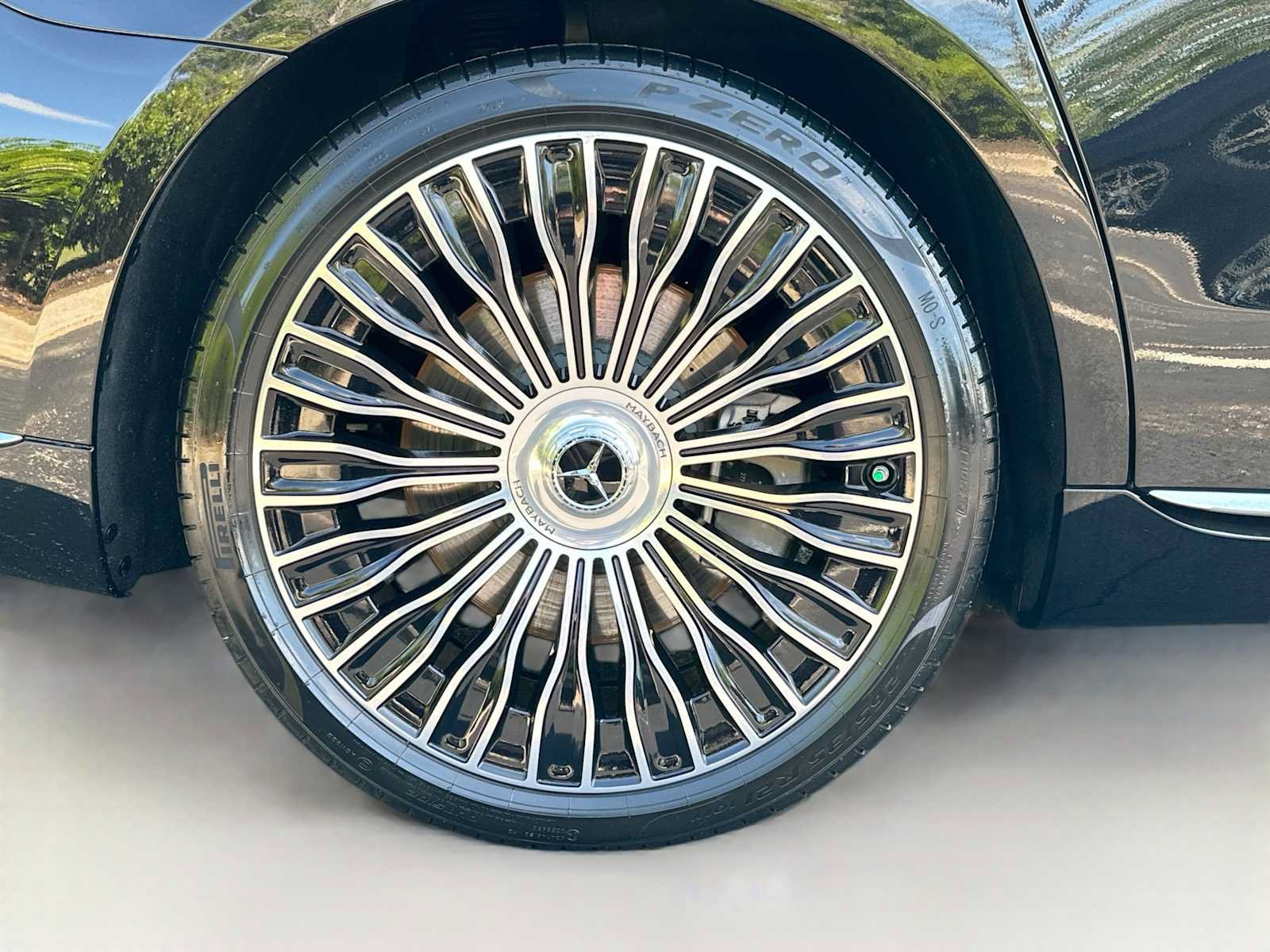 Used 2024 Mercedes-Benz Maybach S 580 4MATIC image 34