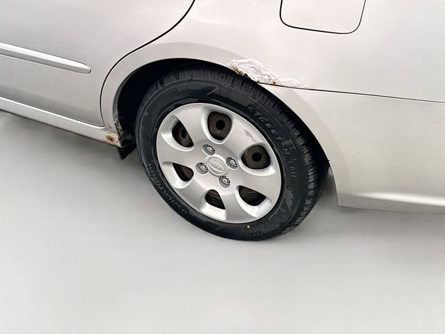 Used 2009 Kia Spectra LX FWD image 28