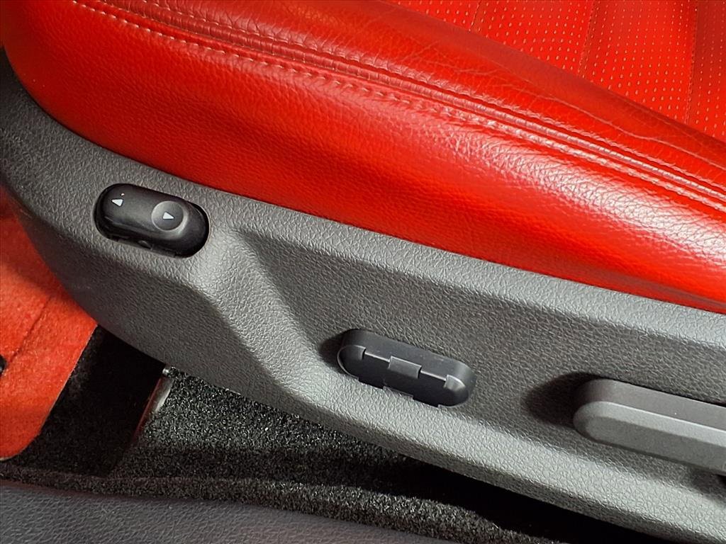 Used 2005 Ford Mustang GT image 21