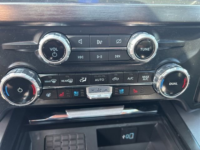 Used 2023 Ford F350 Lariat w/ Lariat Ultimate Package image 27