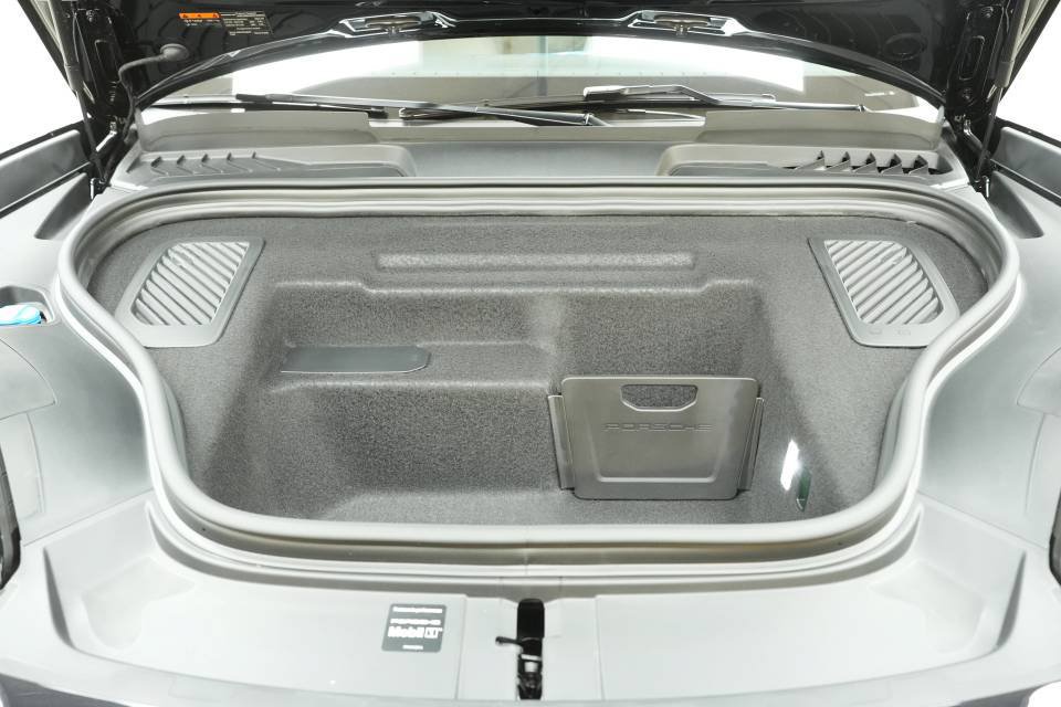 New 2026 Porsche Macan 4 Electric AWD/4WD image 30