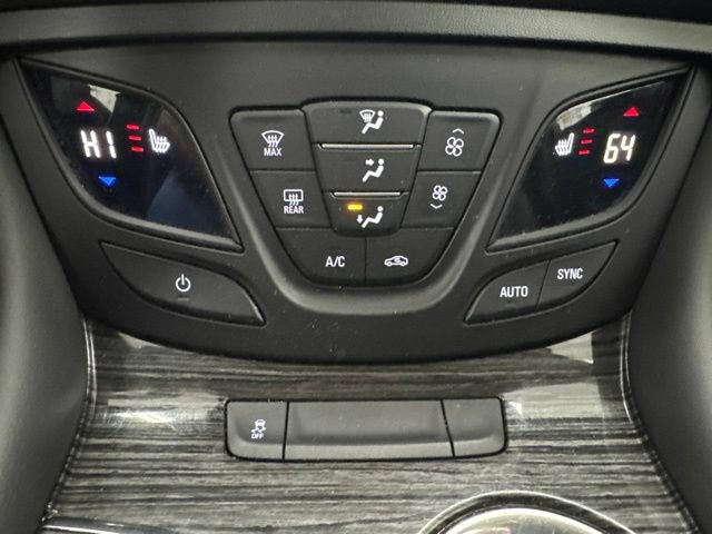 Used 2017 Buick Envision Essence FWD image 17