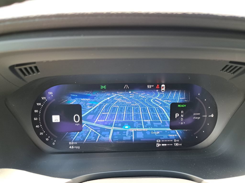 Used 2024 Volvo XC60 T8 Ultimate w/ Climate Package AWD/4WD image 9