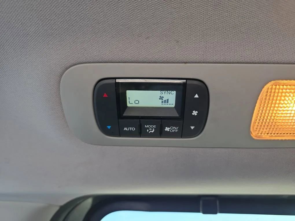 Used 2018 Honda Odyssey EX-L image 49