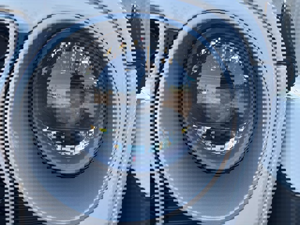 Used 2024 Jeep Wrangler Sahara image 4