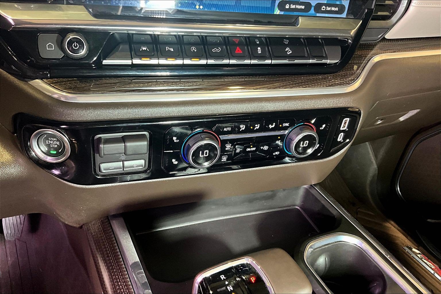 Used 2026 Chevrolet Silverado 1500 LT Trail Boss w/ LT Trail Boss Premium Package AWD/4WD image 17