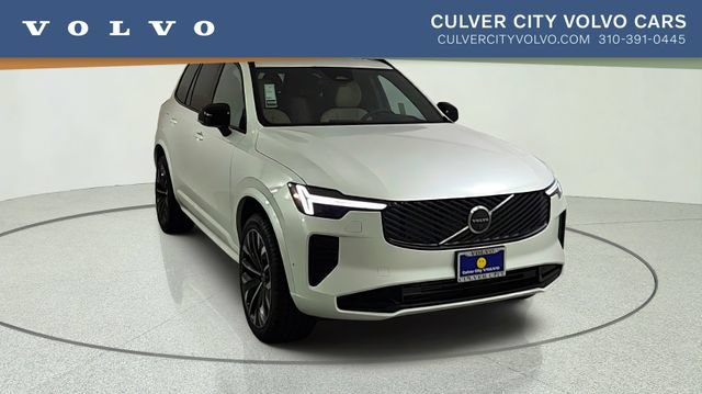 New 2026 Volvo XC90 T8 Ultra w/ Protection Package AWD/4WD image 1