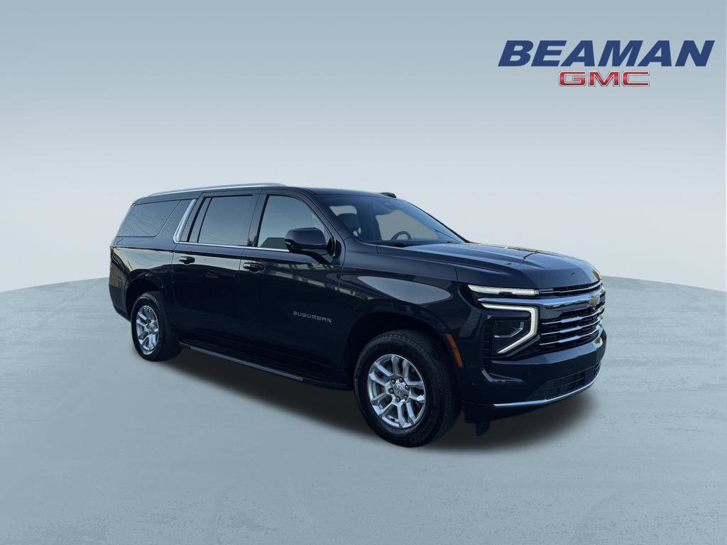 Used 2025 Chevrolet Suburban LT AWD/4WD 360° Tour
