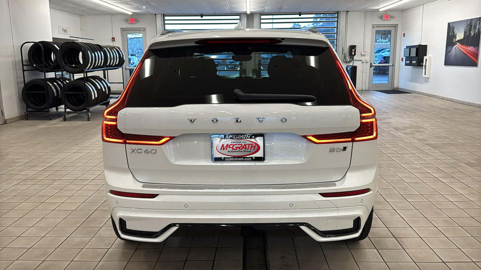 New 2026 Volvo XC60 B5 Ultra w/ Protection Package Premier AWD/4WD image 6