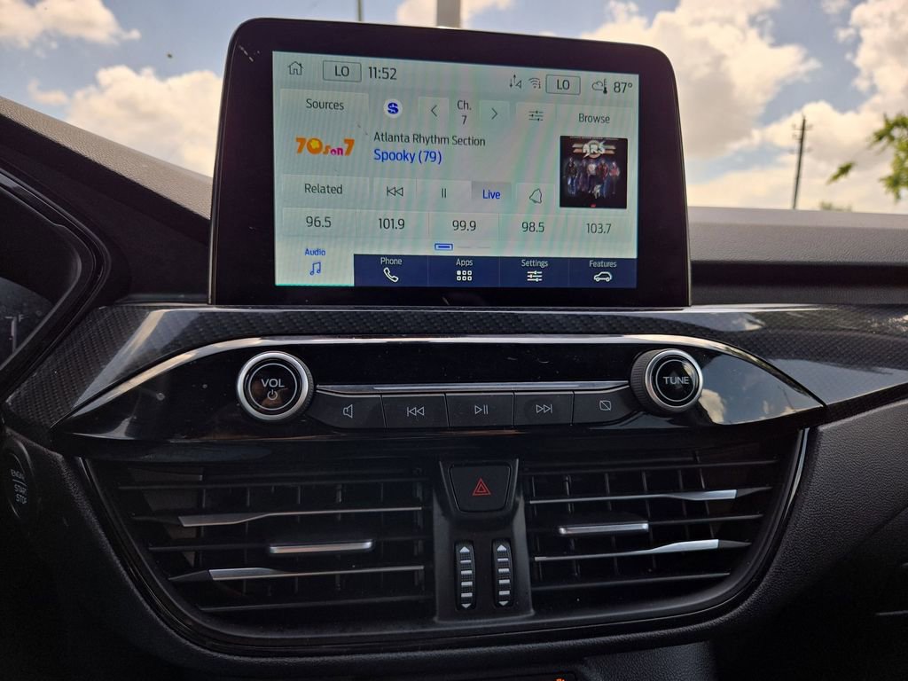 Used 2025 Ford Escape ST-Line AWD/4WD image 18