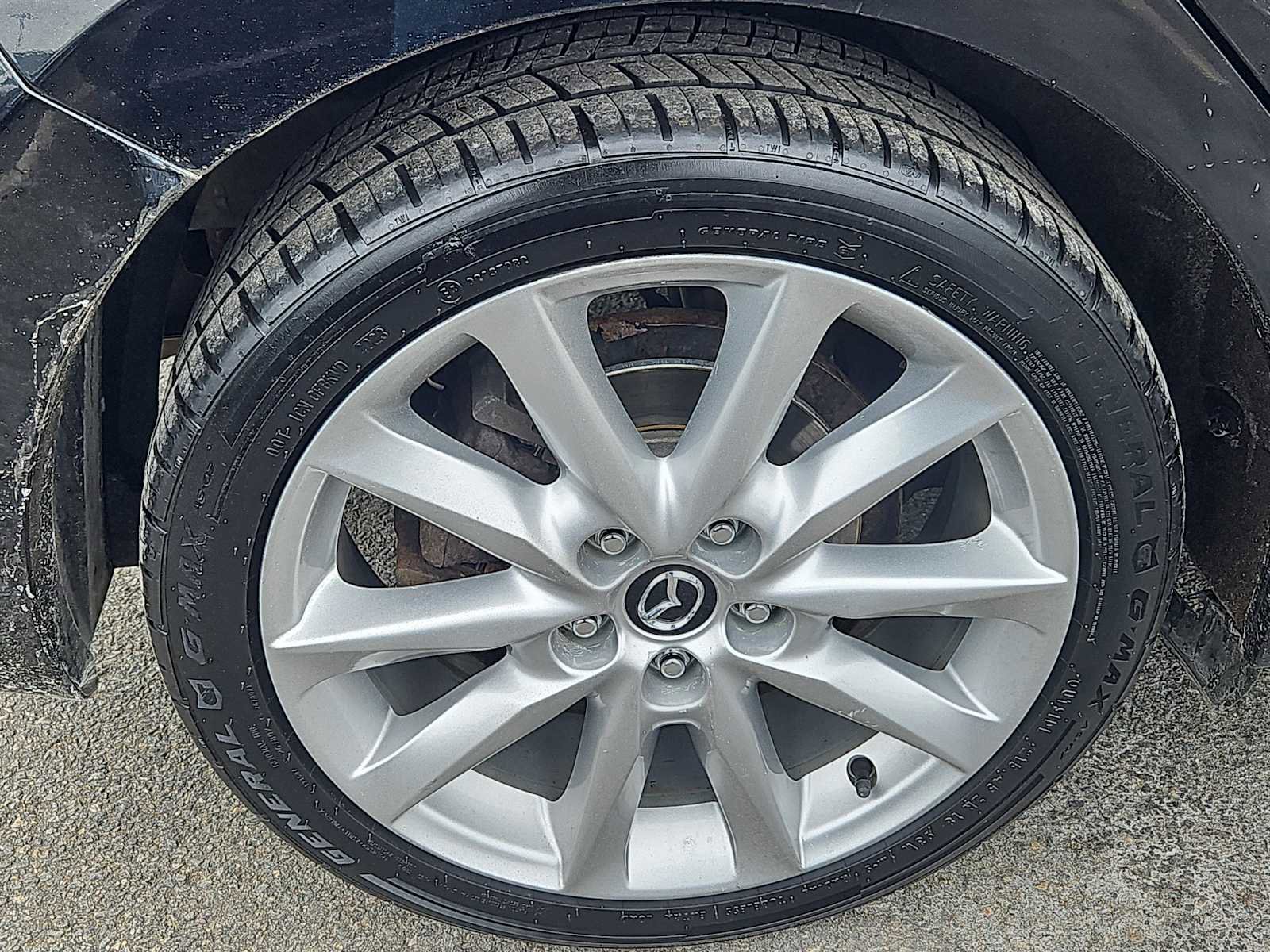 Used 2017 MAZDA MAZDA3 Touring image 9