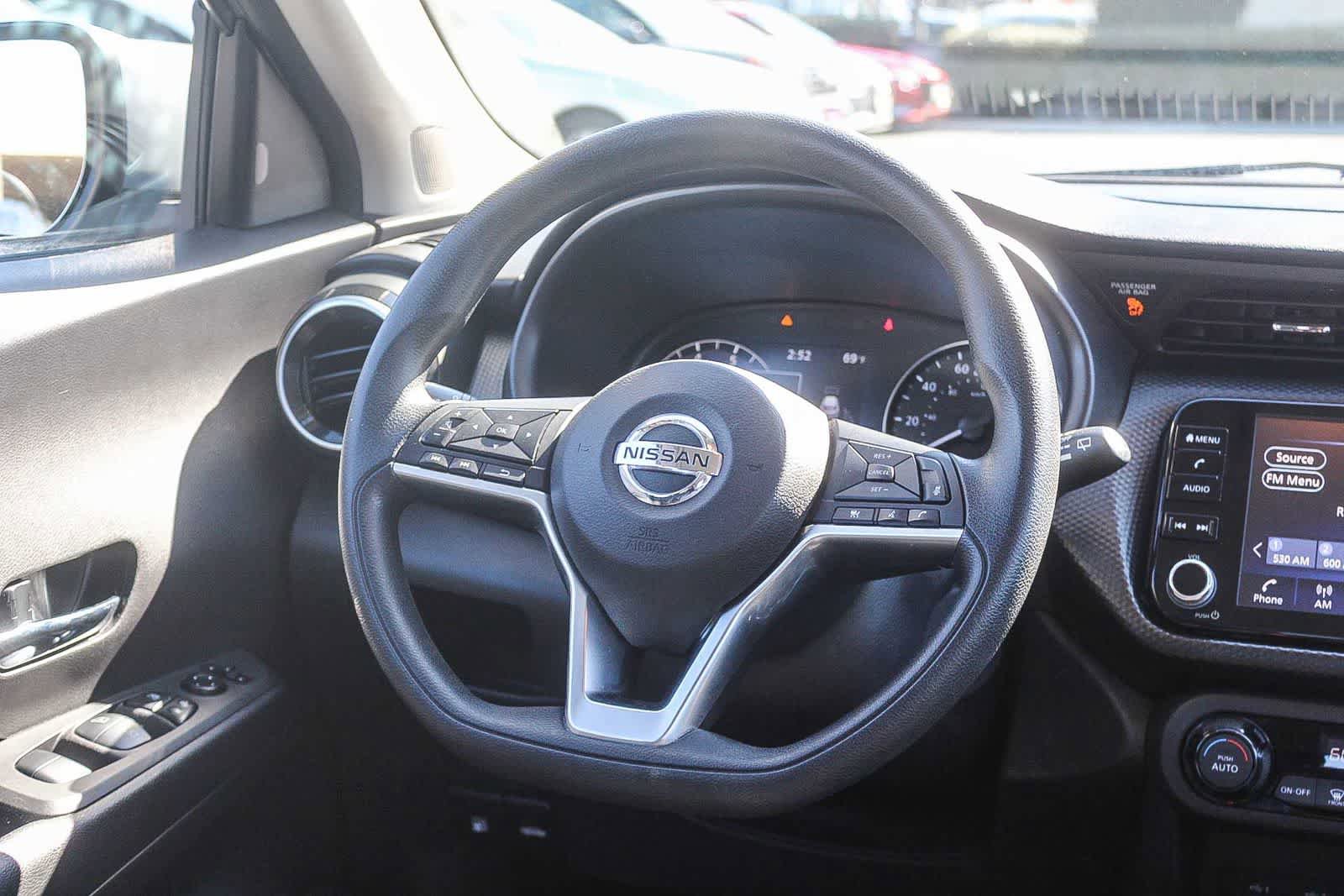 Used 2021 Nissan Kicks SV image 22