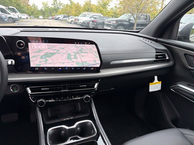 New 2027 Chevrolet Traverse LT AWD/4WD image 25