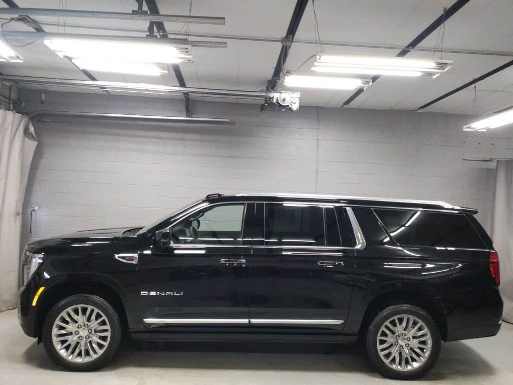 New 2026 GMC Yukon XL Denali w/ Sun & Power Step Package image 17