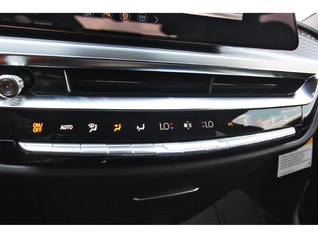 New 2027 Cadillac Lyriq Luxury RWD image 19
