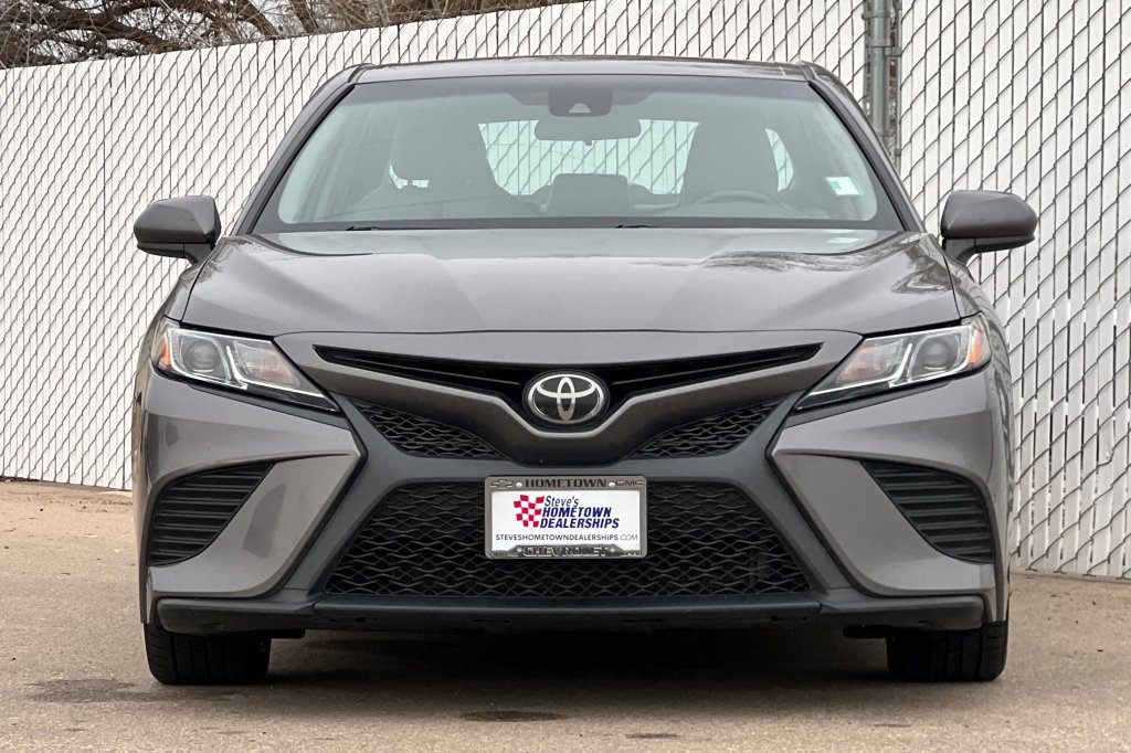 Used 2019 Toyota Camry SE image 6