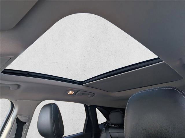 Used 2022 Ford Escape SEL w/ Technology Package image 16