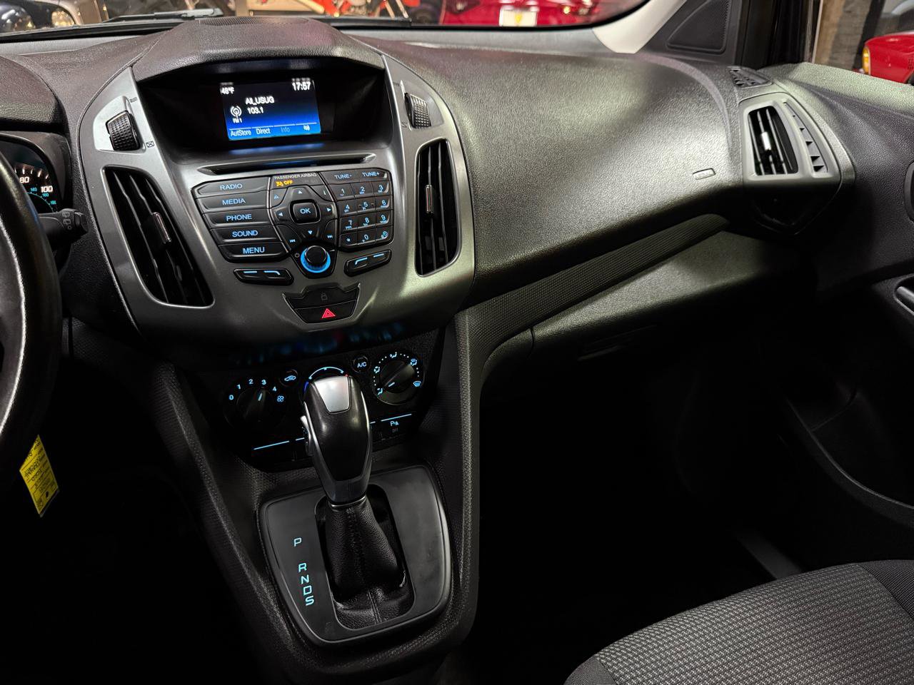 Used 2018 Ford Transit Connect XL FWD image 18