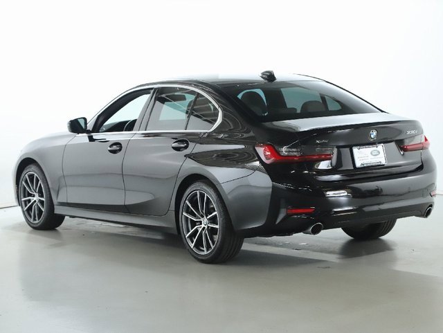 Used 2022 BMW 330i xDrive Sedan w/ Premium Package 2 image 5