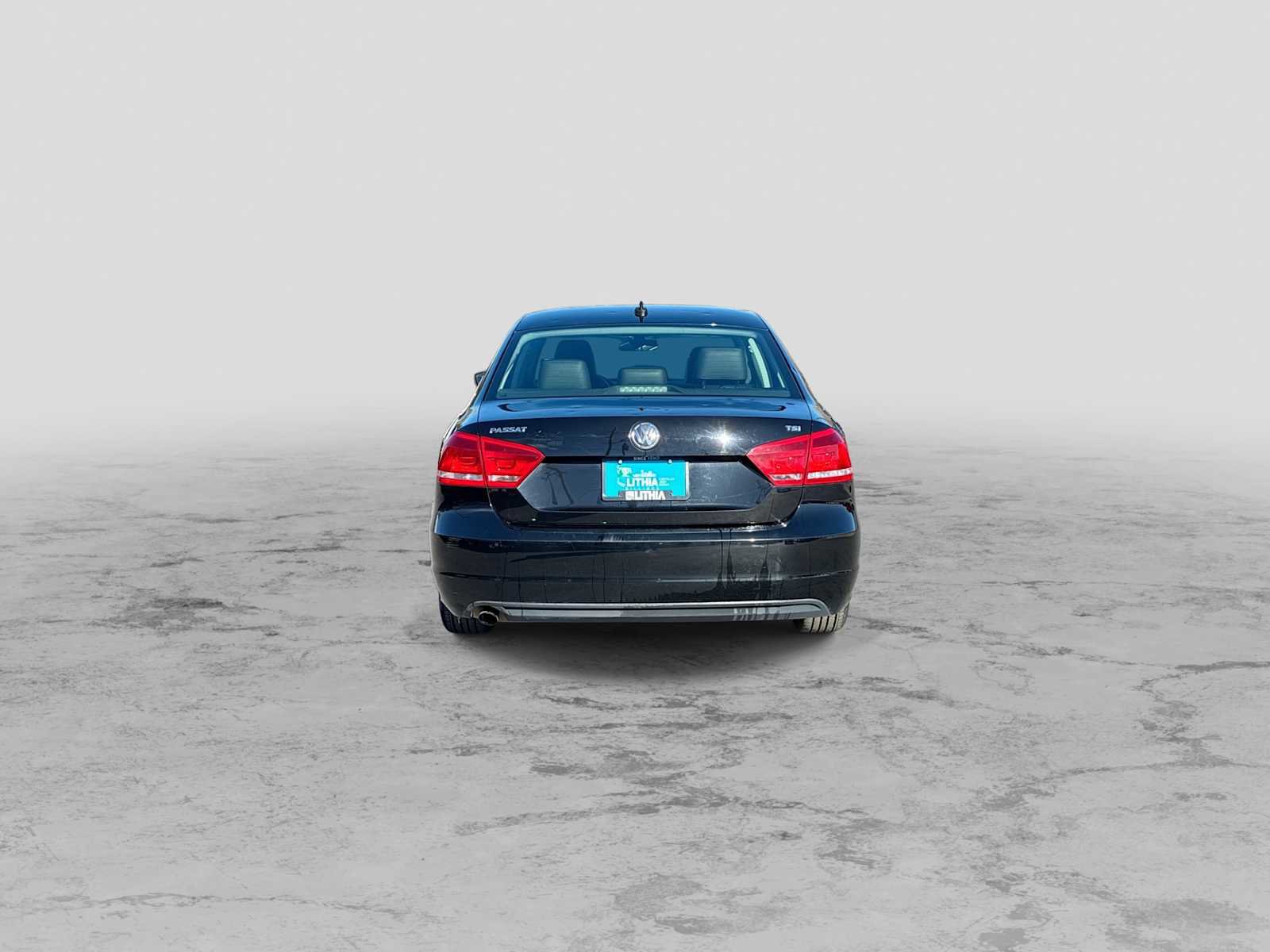 Used 2015 Volkswagen Passat 1.8T Limited Edition FWD image 7