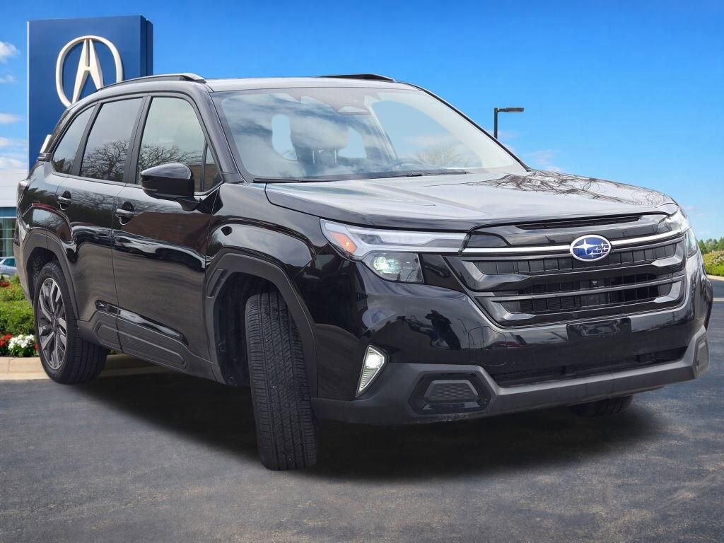 Used 2025 Subaru Forester Touring image 4