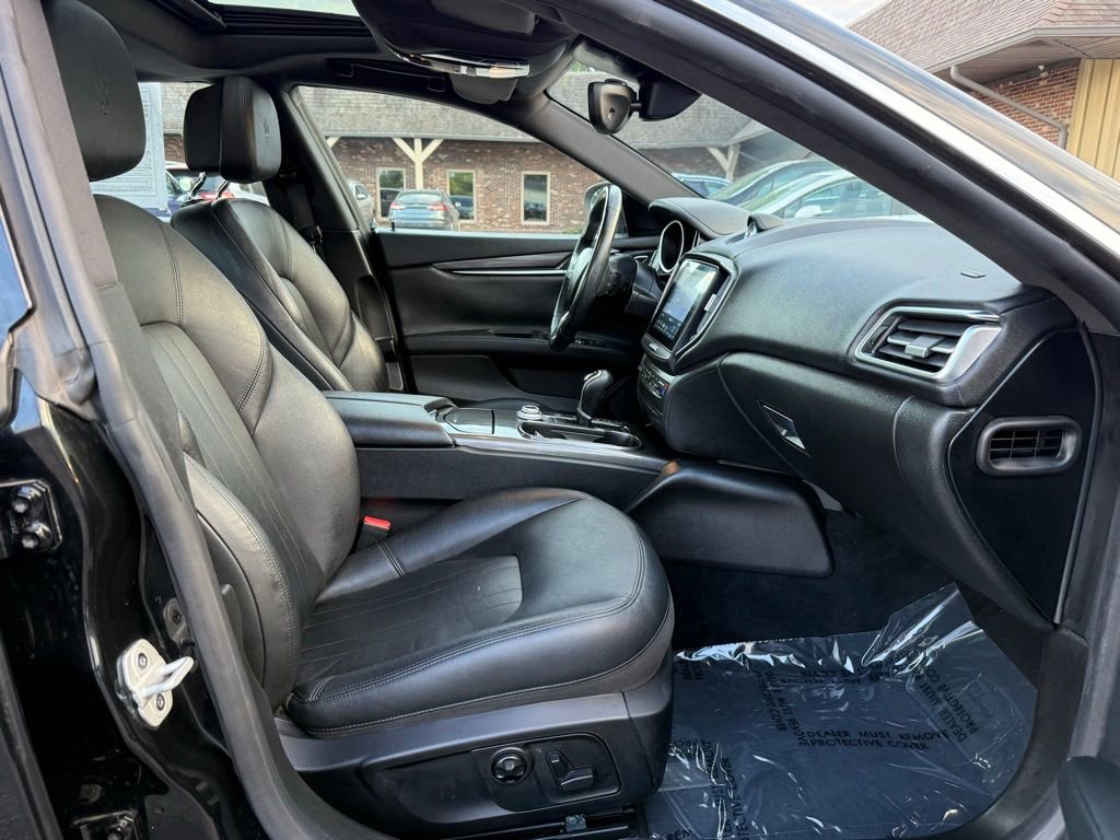 Used 2018 Maserati Ghibli image 24