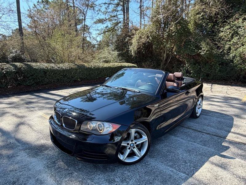 Used 2008 BMW 135i Convertible RWD image 2