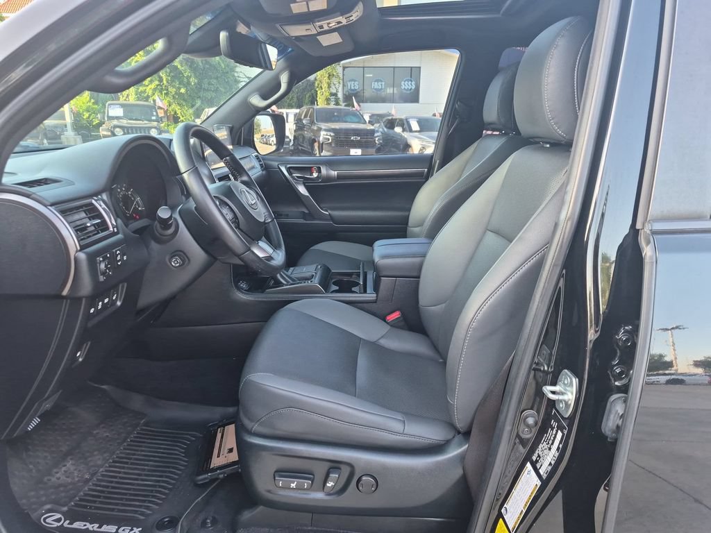 Used 2022 Lexus GX 460 w/ Black Line Special Edition AWD/4WD image 11