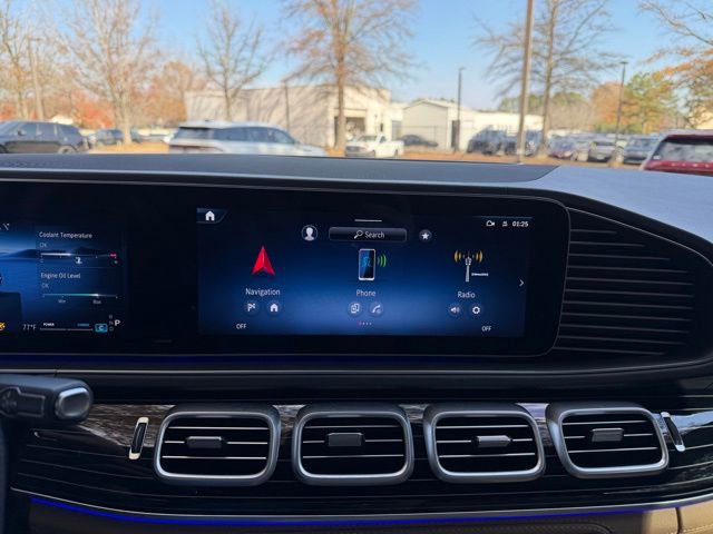 Used 2024 Mercedes-Benz GLS 450 4MATIC image 11