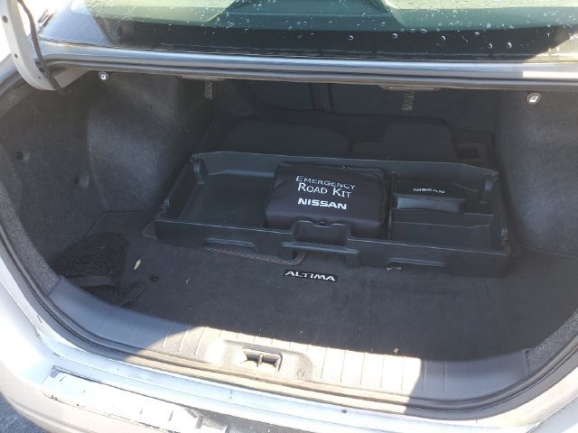 Used 2021 Nissan Altima 2.5 SR FWD image 6