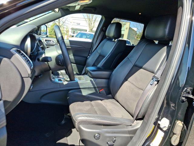 Certified 2020 Jeep Grand Cherokee Altitude image 23