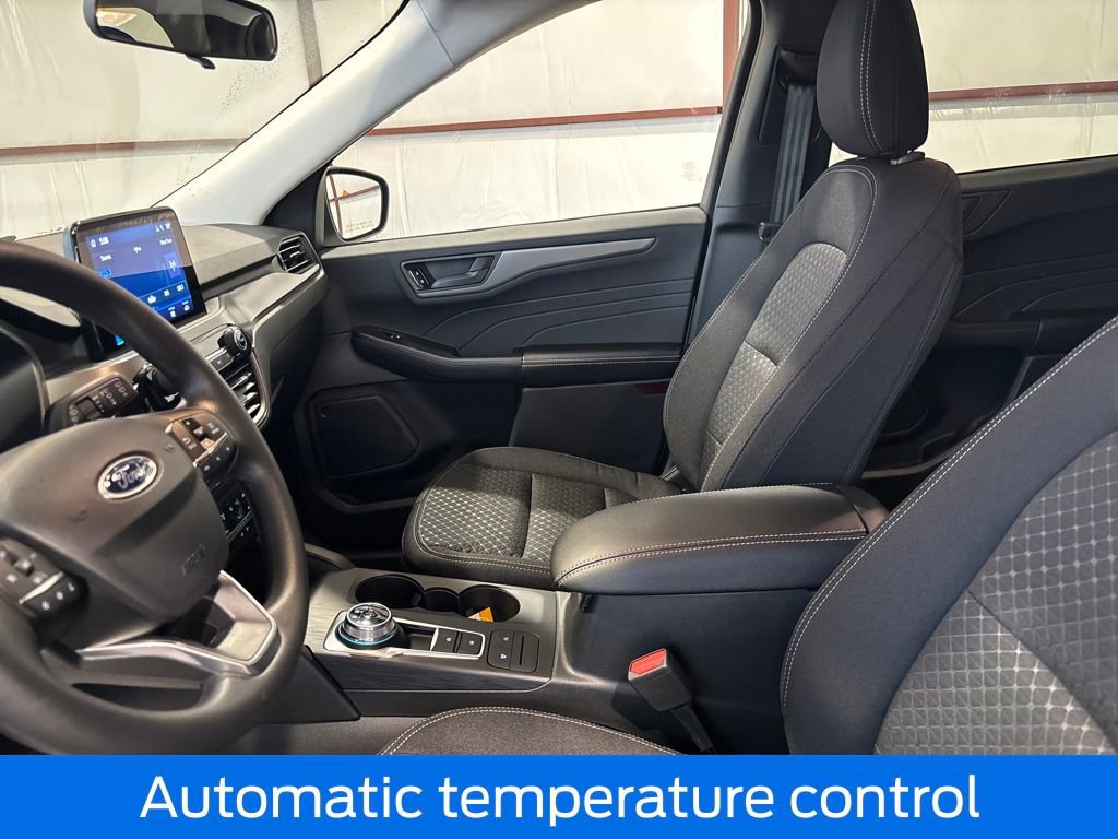 New 2026 Ford Escape Active image 14