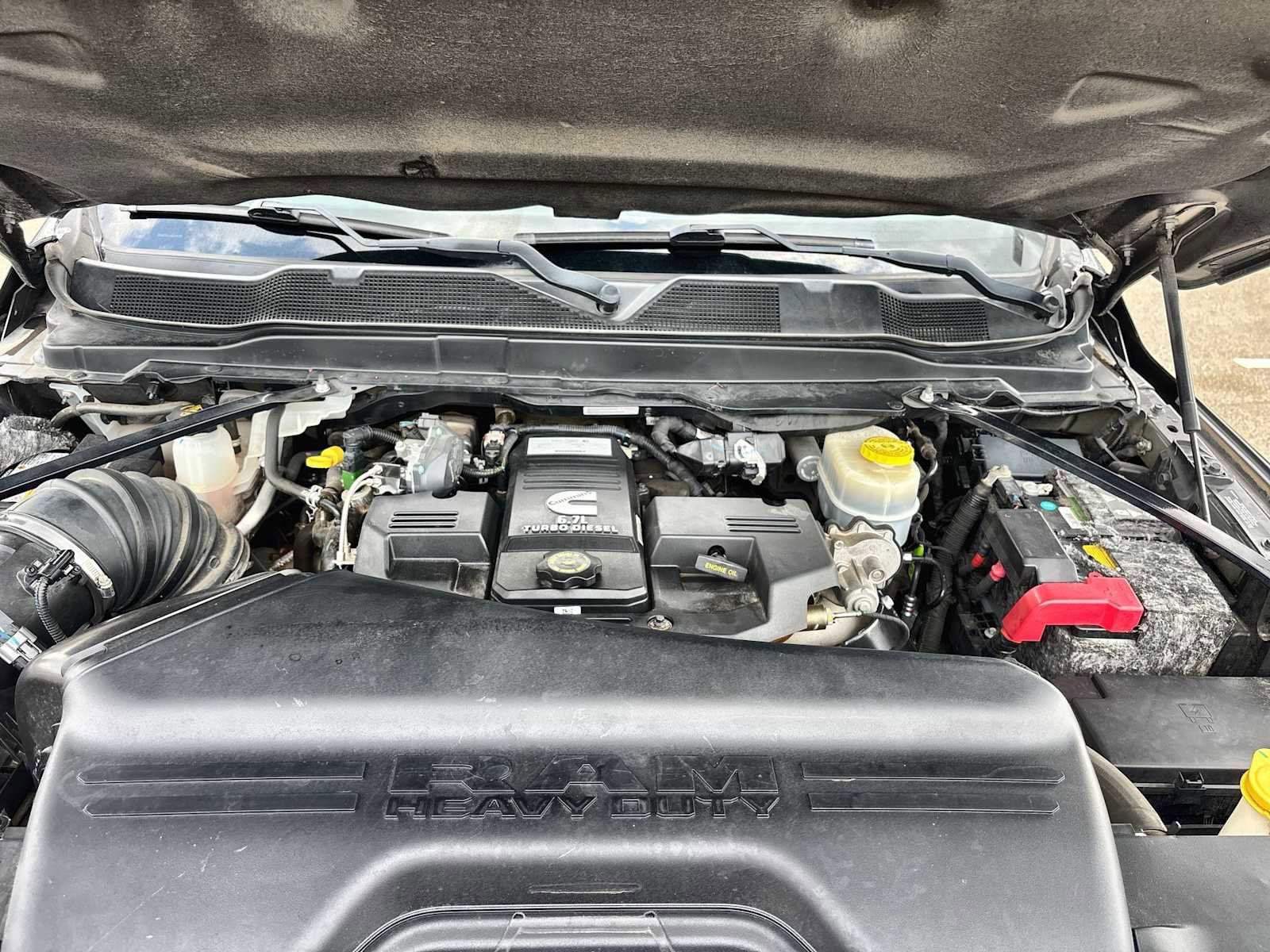 Used 2019 RAM 2500 Laramie image 13